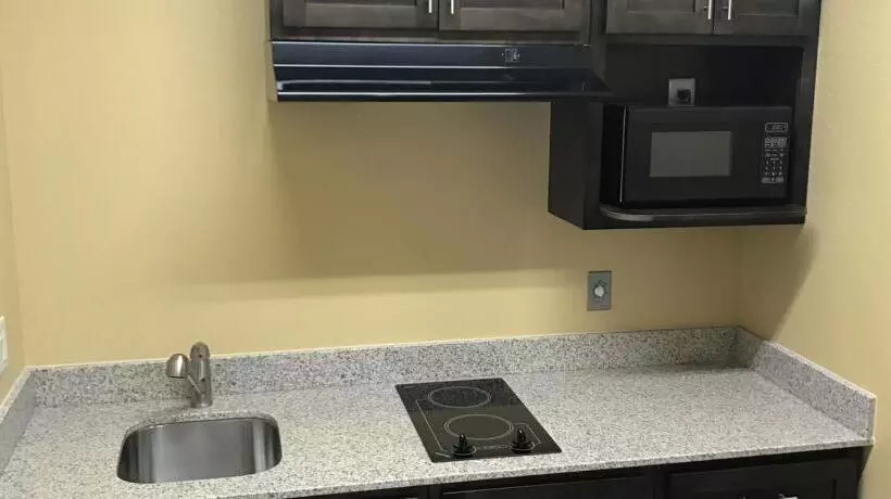 モーテル Deluxe Inn & Suites   Baytown