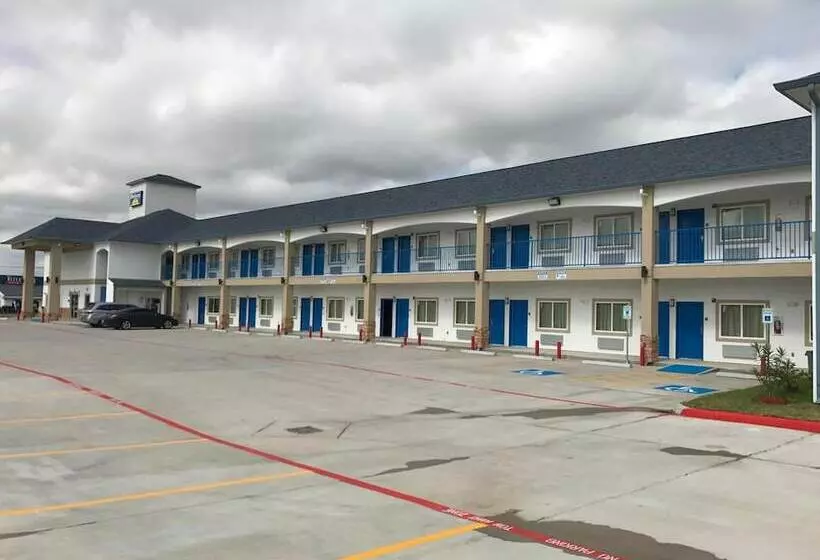 モーテル Deluxe Inn & Suites   Baytown