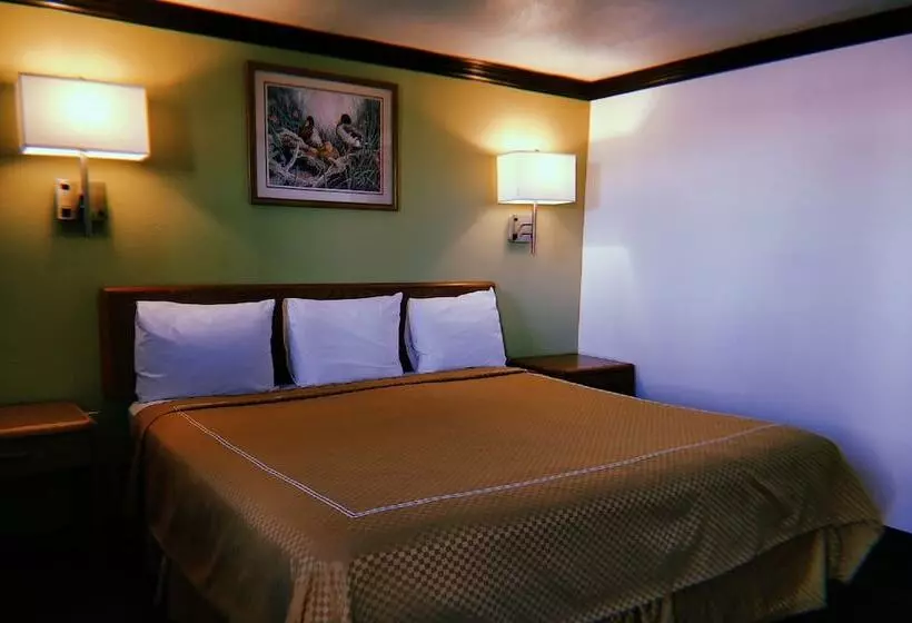 モーテル Desert Inn