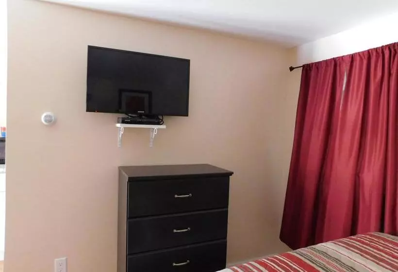 モーテル Emerald Isle Inn  Hampton