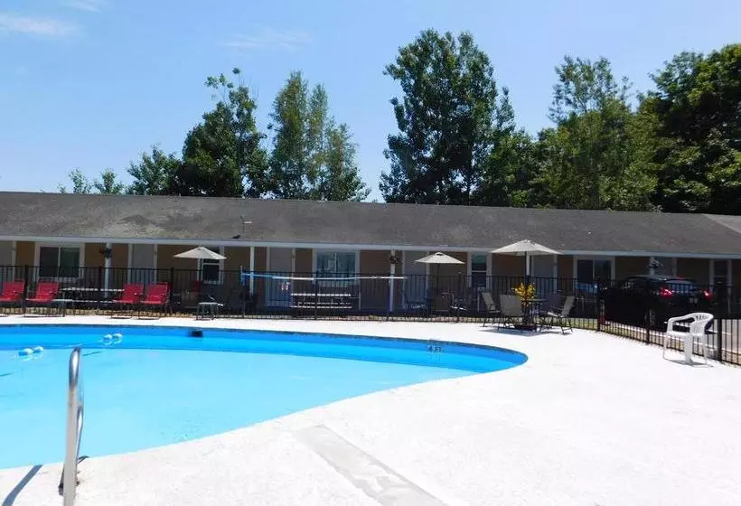モーテル Emerald Isle Inn  Hampton