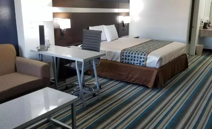 モーテル Homebridge Inn And Suites