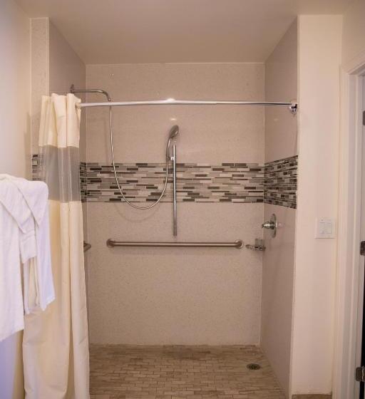 فندق على الطريق Sterling Inn