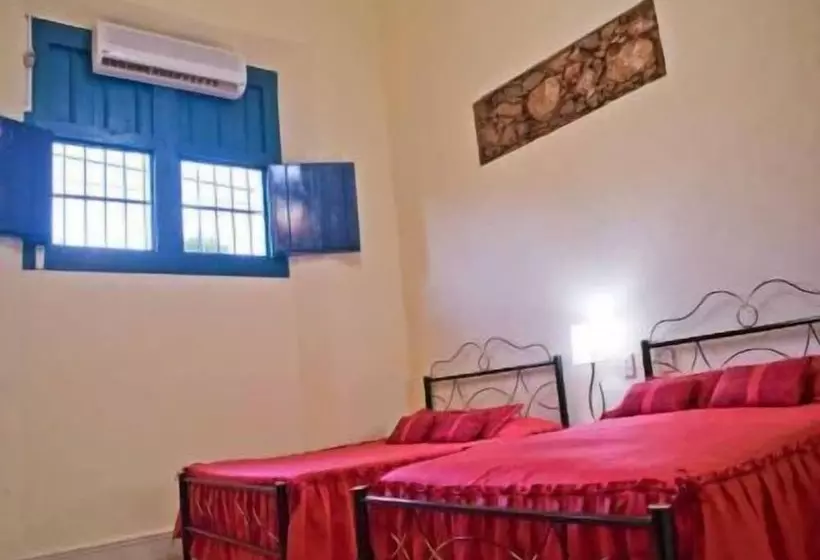 ペンション Hostal Las Tradiciones