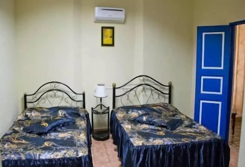 ペンション Hostal Las Tradiciones