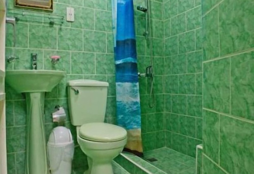 پانسیون Hostal Las Tradiciones