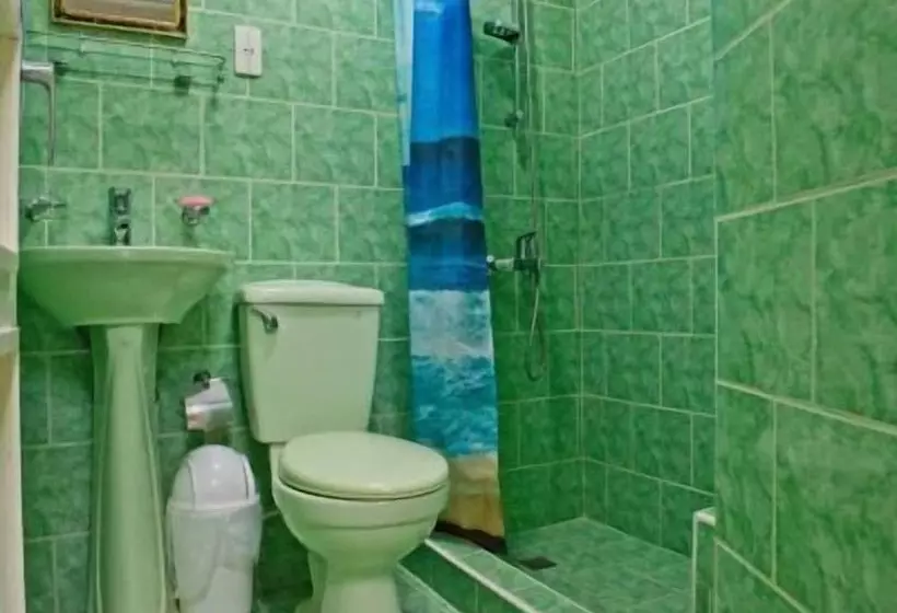 ペンション Hostal Las Tradiciones