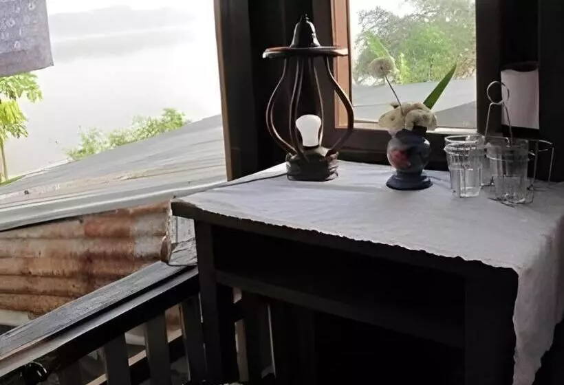 Retkeilymaja Baan Chankhiang At Chiangkhan
