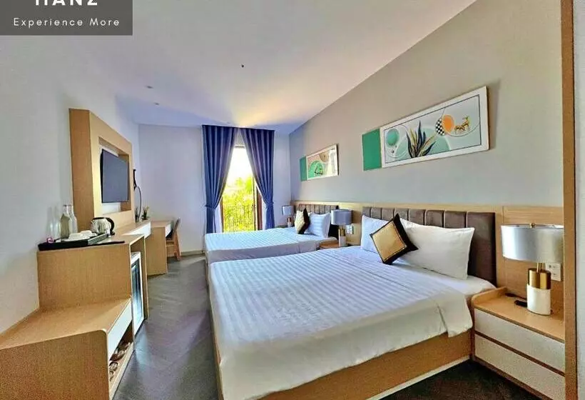 Hanz Lagoon Sunset Hotel & Spa