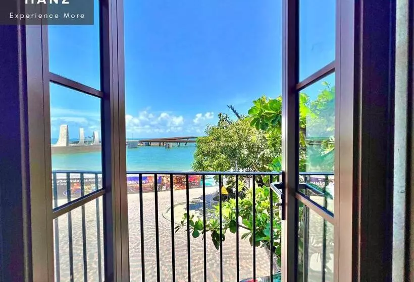 Hanz Lagoon Sunset Hotel & Spa