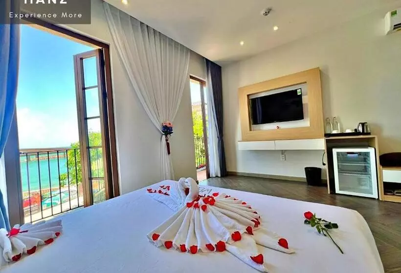 Hanz Lagoon Sunset Hotel & Spa