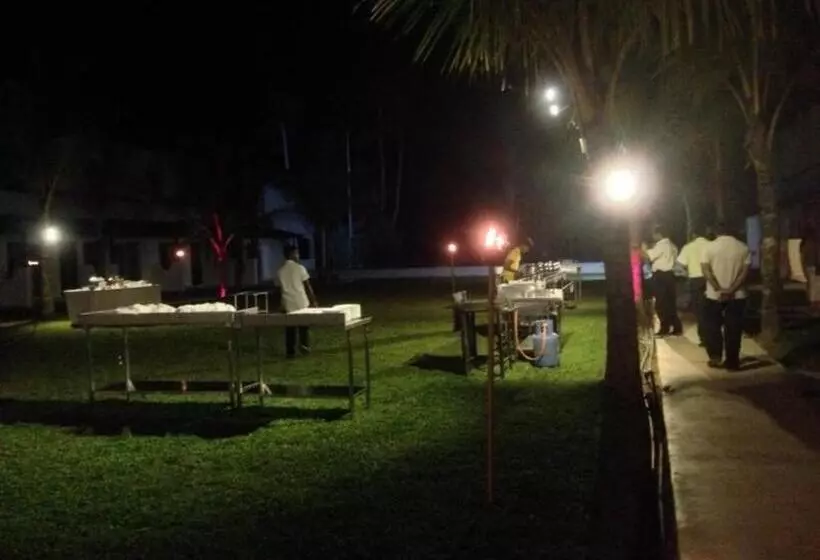 ホテル Coco Royal Beach Resort