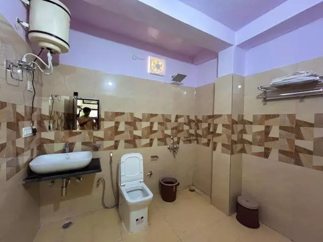 ホテル Joshi Tourist Lodge