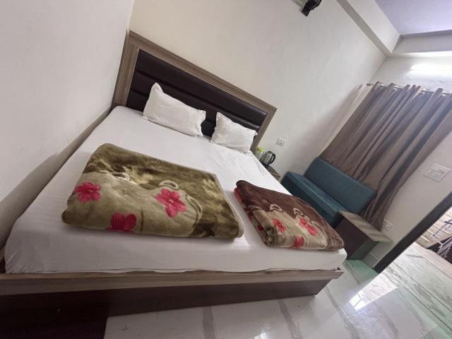 ホテル Joshi Tourist Lodge