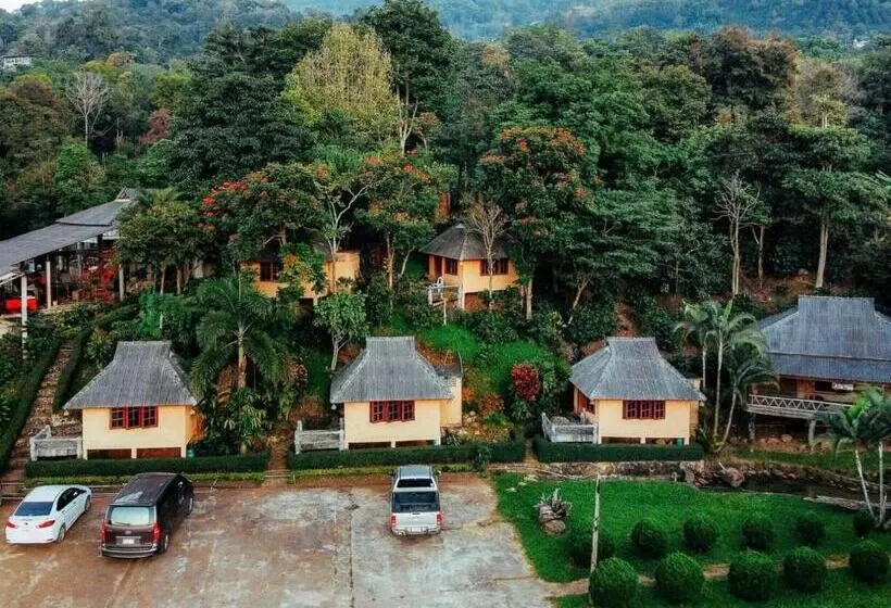 ホテル Leehu Coffee Farm