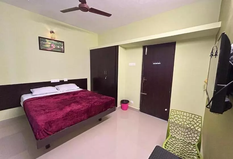 Hotelli Surya Residency Srirangam