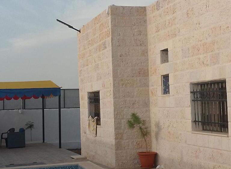 هتل Tala Farm And Chalet