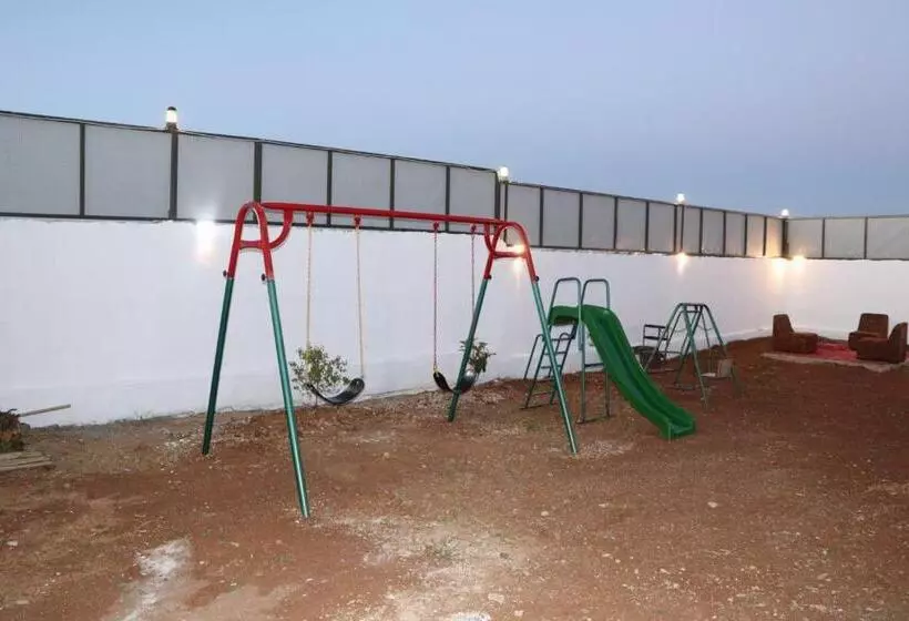 هتل Tala Farm And Chalet