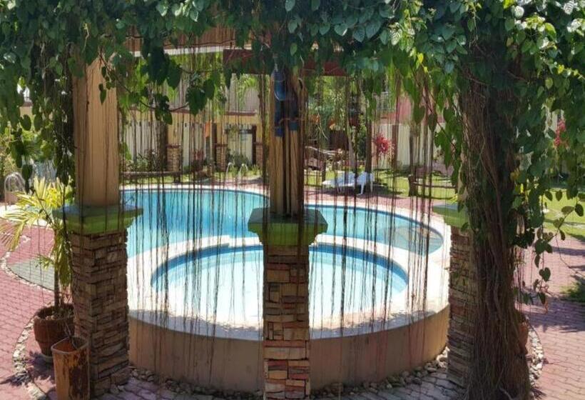 La Solana Suites & Resort