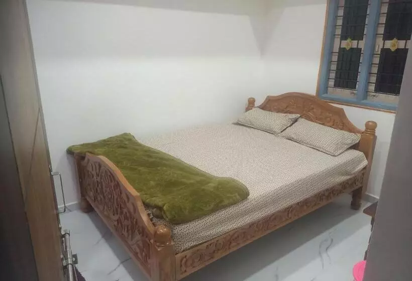 ペンション Sandhya Homestay Hampi