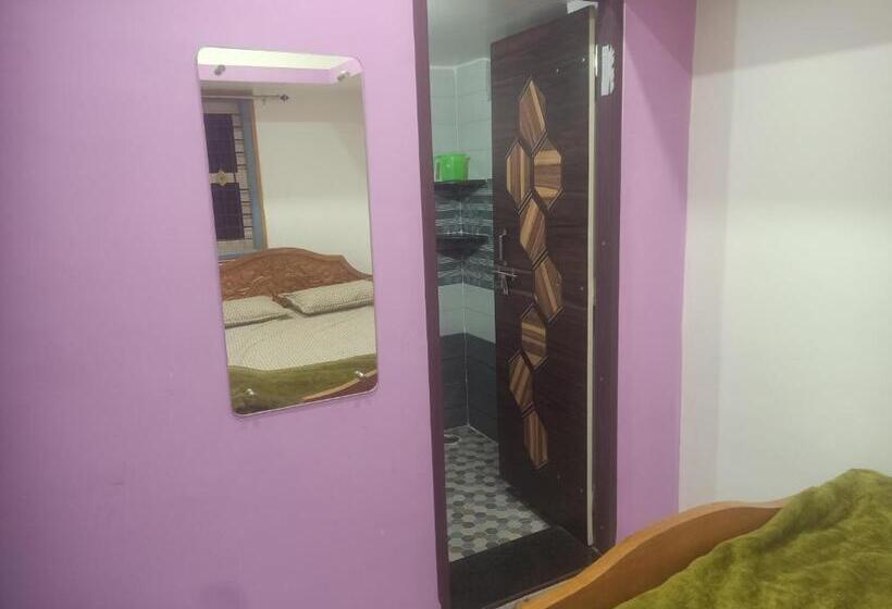 بنسيون Sandhya Homestay Hampi