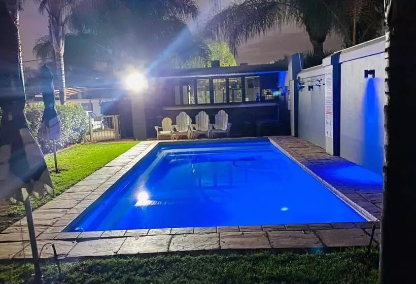 ペンション Staycation In Hartbeespoort