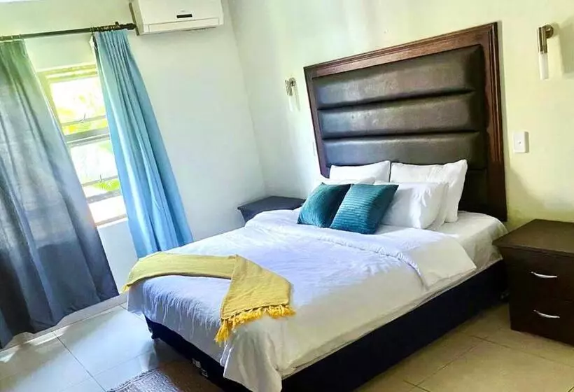 ペンション Staycation In Hartbeespoort