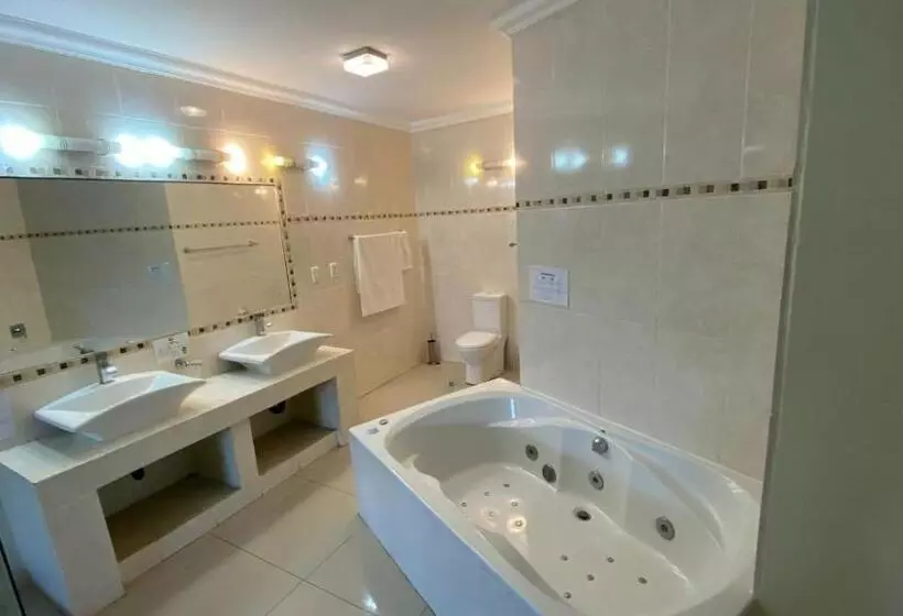 ペンション Staycation In Hartbeespoort