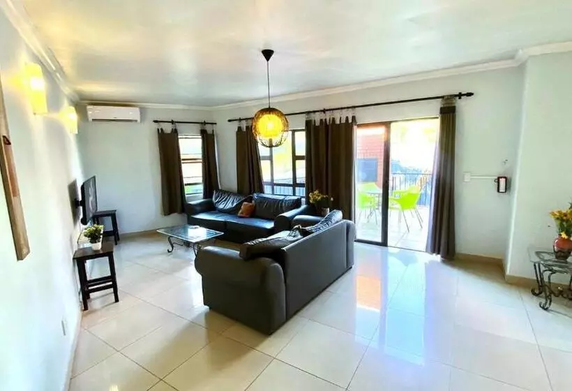 ペンション Staycation In Hartbeespoort