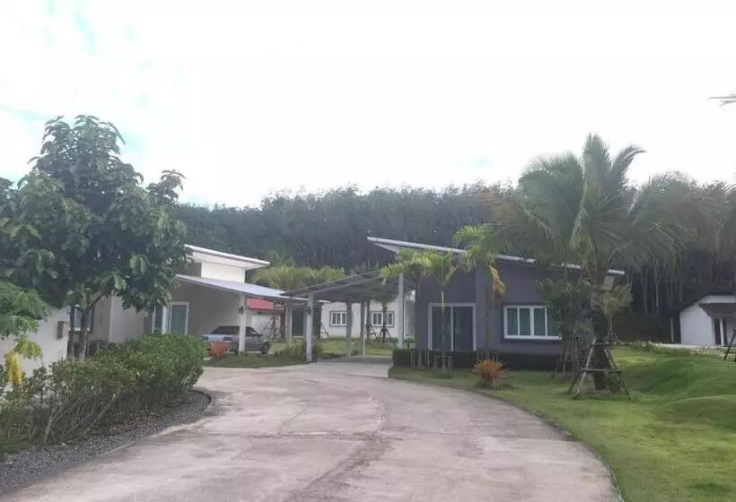 リゾートホテル Prangthonggardenhome