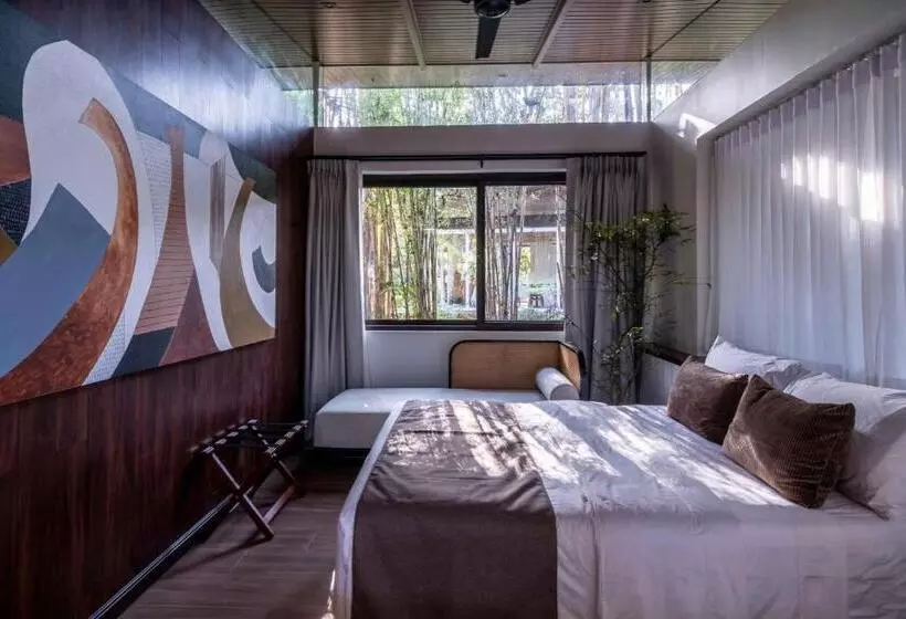 Vijaya Cabin   Ezra Viniti Resort