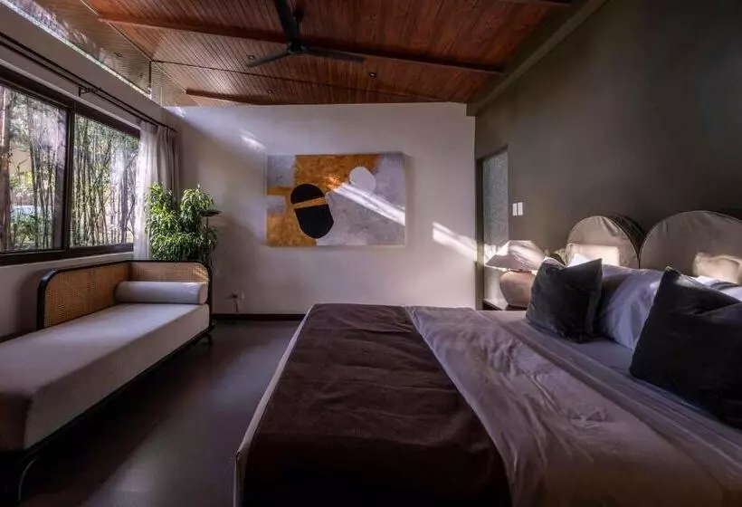 Vijaya Cabin   Ezra Viniti Resort