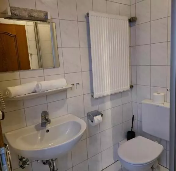 هاستل Gasthof Tut