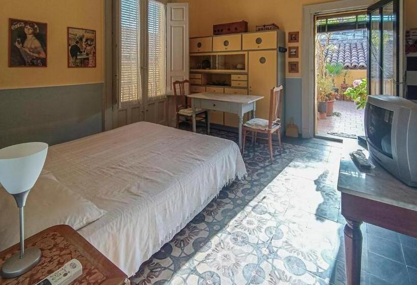 مبيت وإفطار Casa Rossi