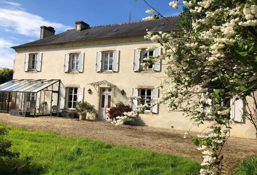 Bed and Breakfast Chambres D Hôtes De La Grande Maison