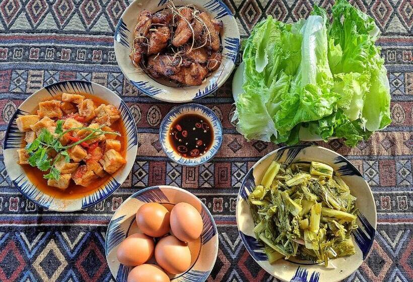 تختخواب و صبحانه La Rosa House