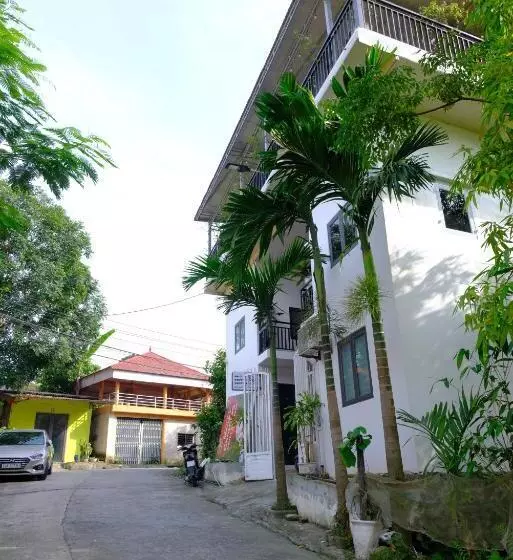 Ha Giang Hoppers Hostel And Tour