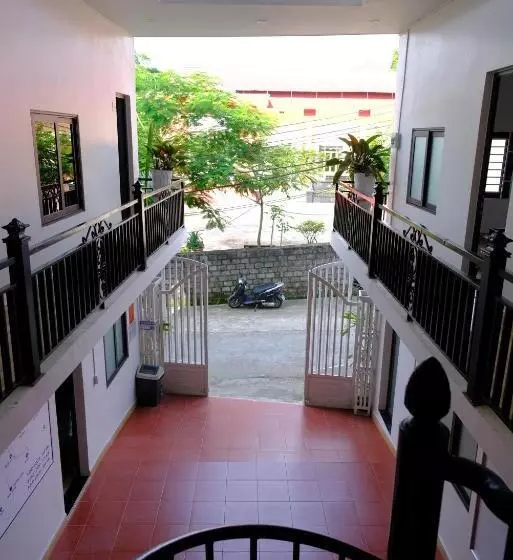 Ha Giang Hoppers Hostel And Tour
