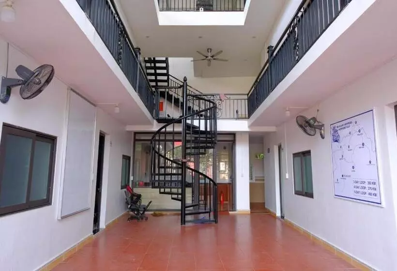 Ha Giang Hoppers Hostel And Tour