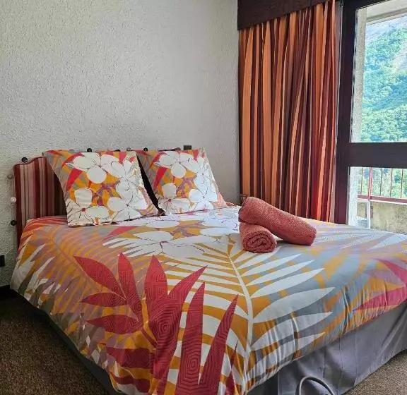 ホテル Cinéma, Chambre Privée Au Le Refuge Du Phoenix