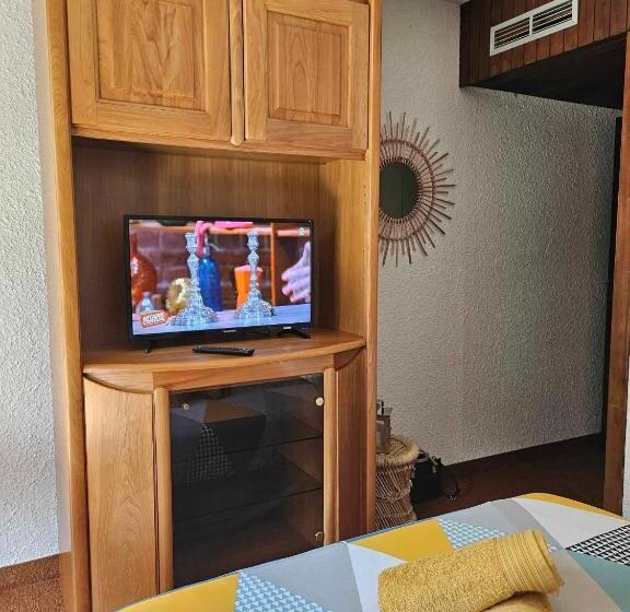 בית מלון כפרי Cinéma, Chambre Privée Au Le Refuge Du Phoenix