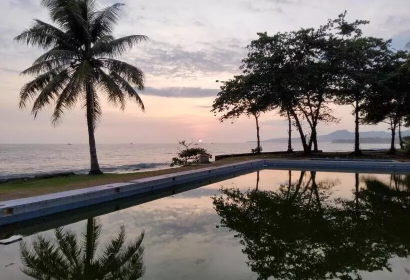 ホテル Kumala Samudra