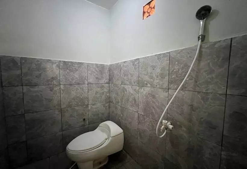 ホテル Oyo 94014 The Sanya Homestay