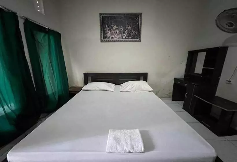 ホテル Oyo 94014 The Sanya Homestay