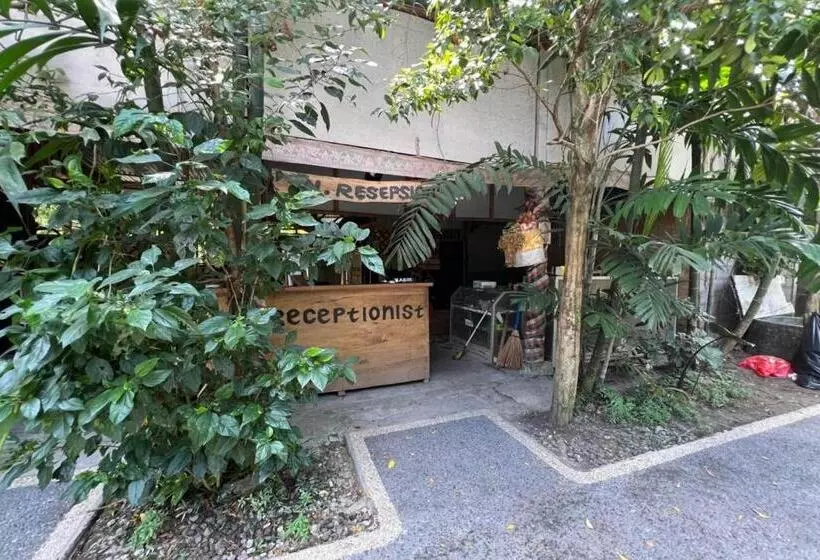 ホテル Oyo 94014 The Sanya Homestay