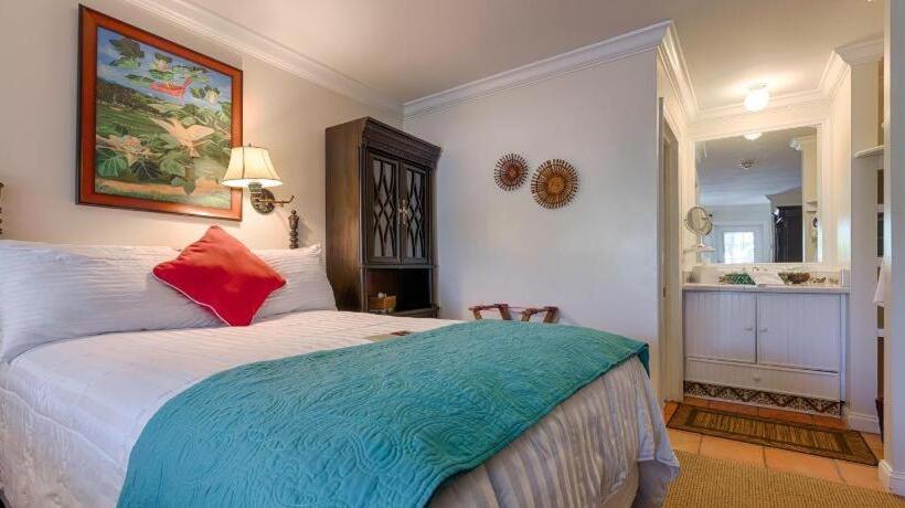 Hotel The Caribbean Court Boutique