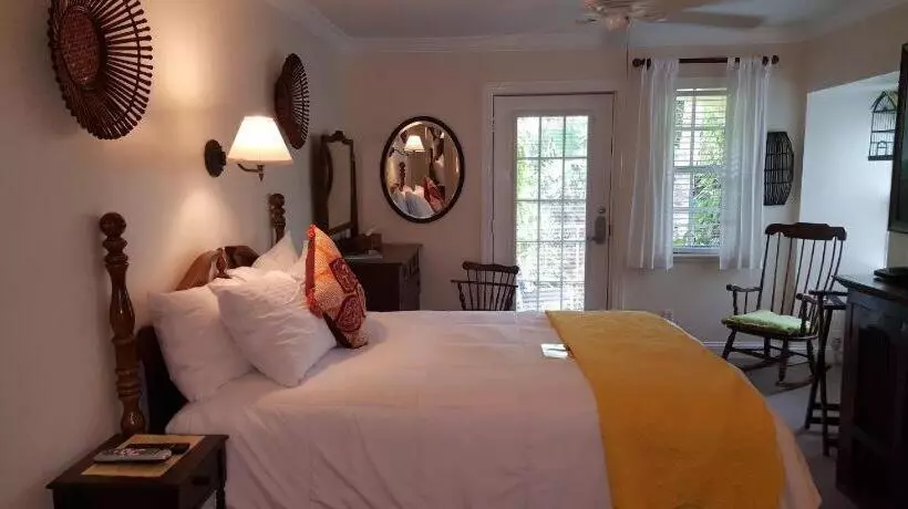 ホテル The Caribbean Court Boutique