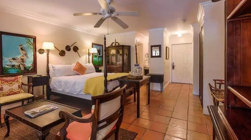 ホテル The Caribbean Court Boutique