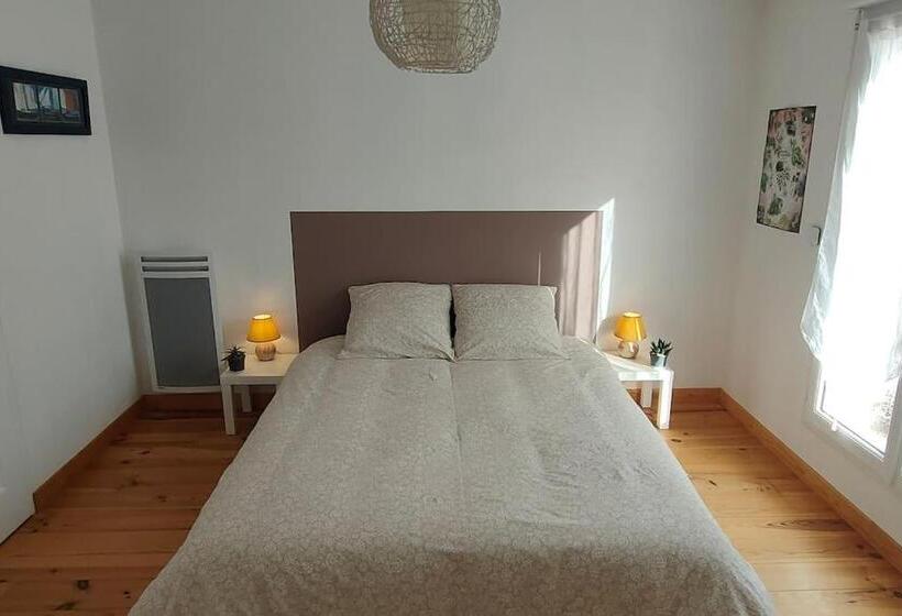 Pensionat Les Lys Jolie Suite Parentale Privative Deux Adultes Avec Sdd