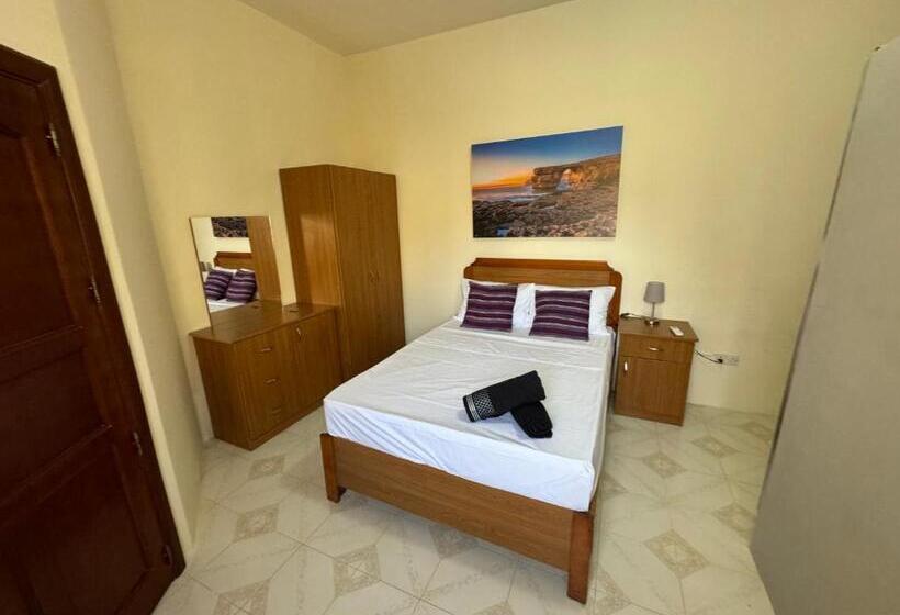 پانسیون Tigrija Apartment By The Nest